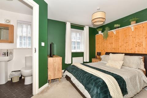 3 bedroom end of terrace house for sale, Bishop Close, Margate, Kent