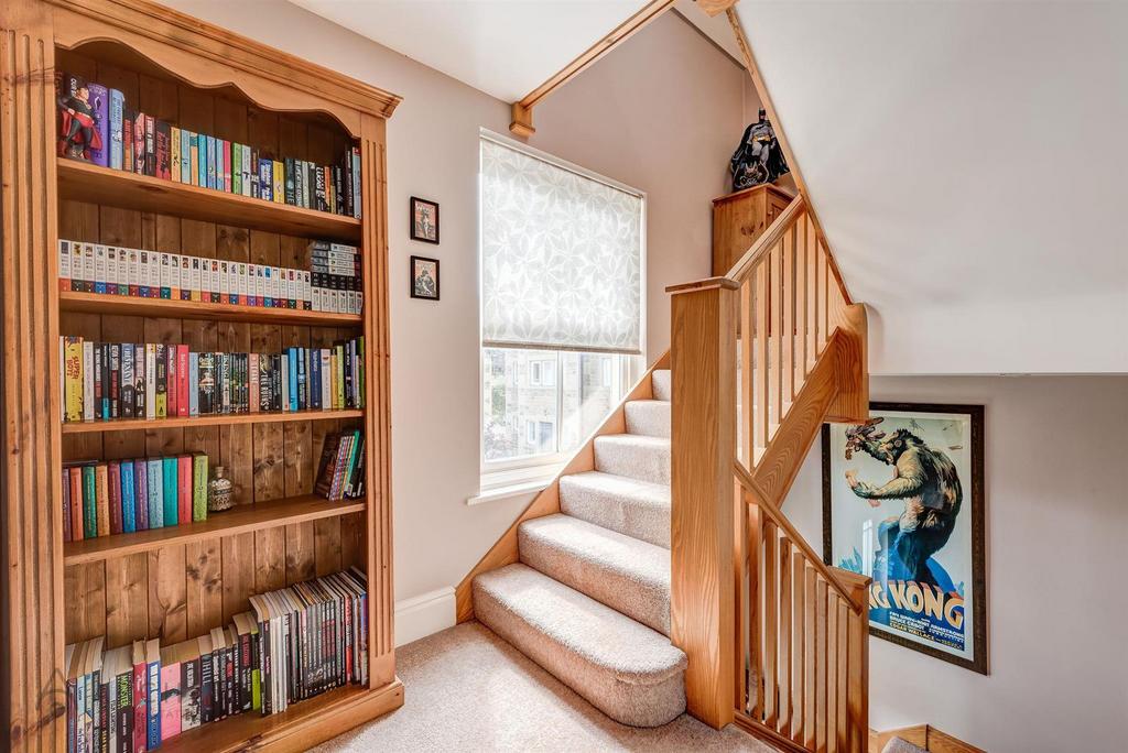 25 Tapton Mount Close(Interior)-29.jpg