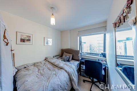 2 bedroom flat for sale, Victoria Road, W3