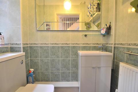 4 Berkeley Close, Fleet, GU51 3LH