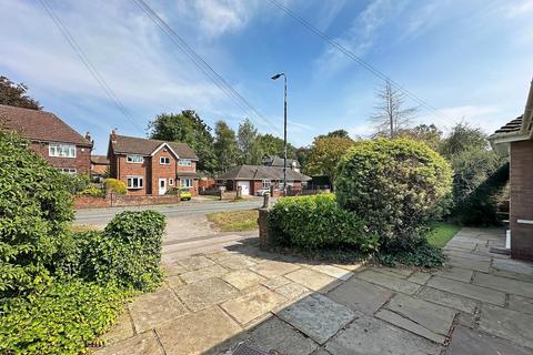 undefined, Woodlands Parkway, Timperley