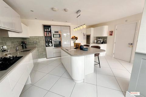 4 bedroom detached house for sale, Greenbrook Drive, Houghton Le Spring, DH5