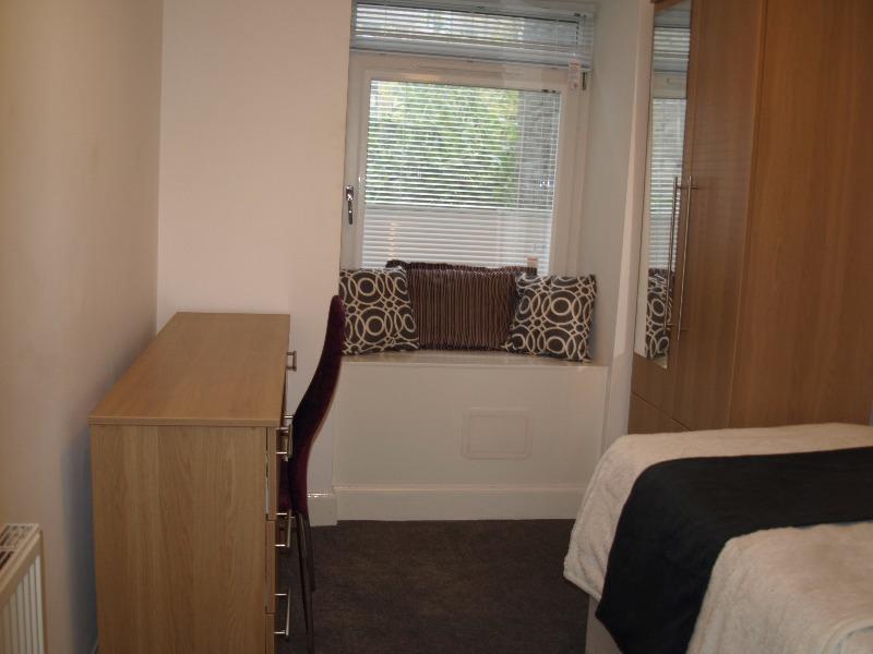 5 bedroom 3.1.JPG