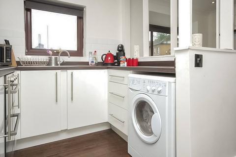33 Oak Road, Romford, RM3 0PH