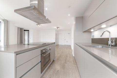 2 bedroom apartment to rent, Roosevelt Tower, Williamsburg Plaza, London, E14