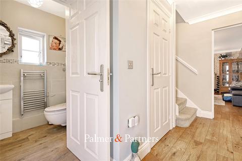 2 Townsend, Springfield, Chelmsford, CM2 6GB