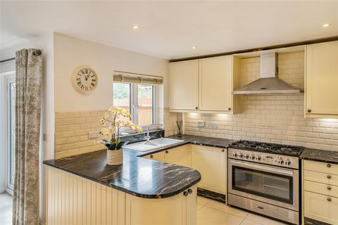 38 Forster Road, Guildford, GU2 9AF