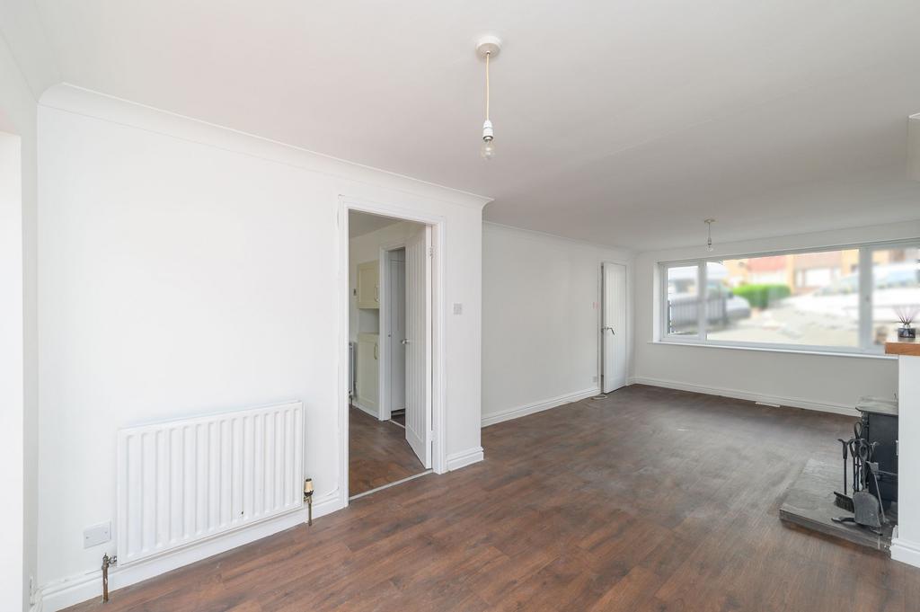 Living Room/Dining