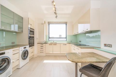 2 bedroom flat for sale, Anhalt Road, London SW11