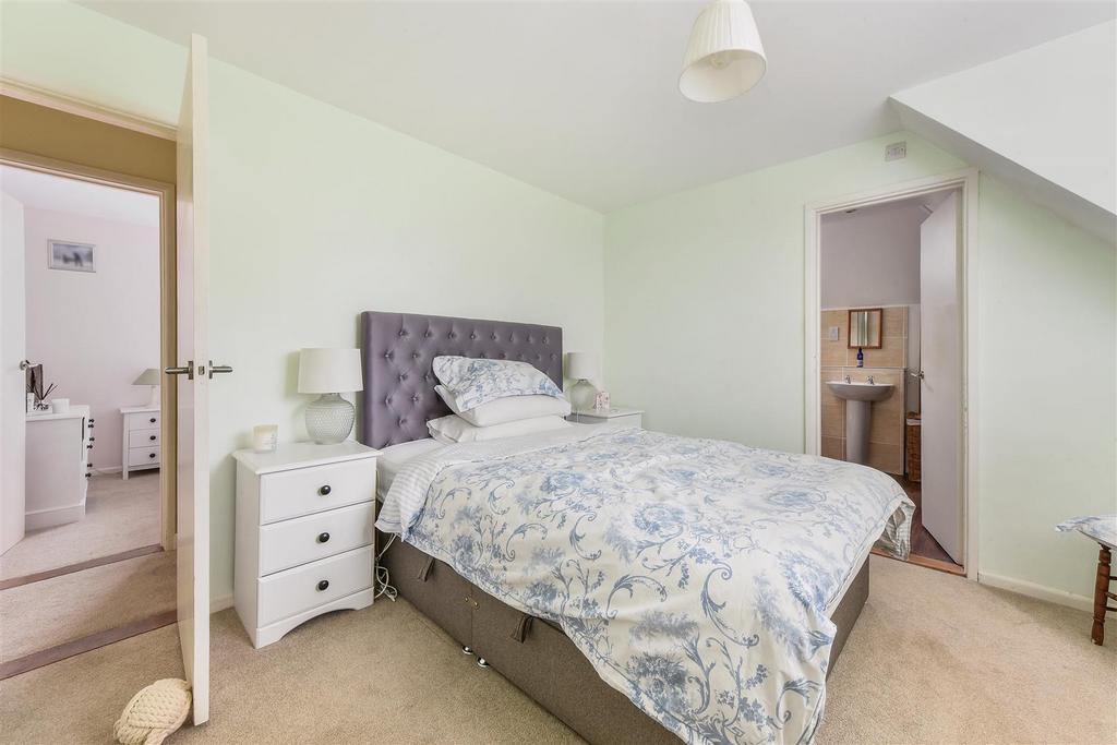 Ph27 6146250.jpg
