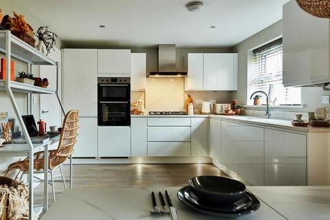 4 bedroom detached house for sale, Broken Stone Road, Darwen, BB3
