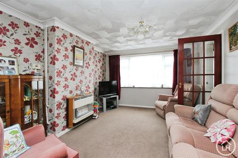 3 bedroom semi-detached house for sale, Kenilworth Court, Sittingbourne