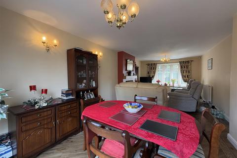 undefined, Orchard Grove, Dudley