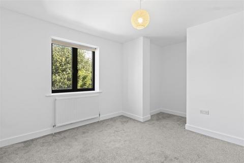 3 bedroom townhouse for sale, Phoenix Mews, Seaford