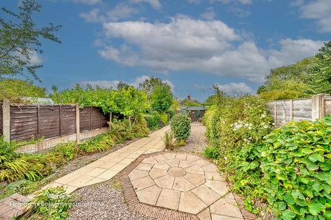undefined, Cemetery Road, Cannock WS11