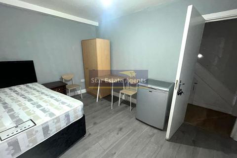 1 bedroom flat to rent, Greenford UB6