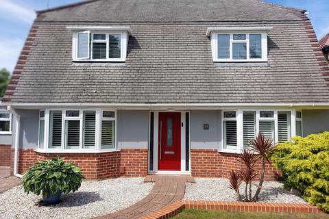 4 bedroom detached house for sale, Brackendale Road, Bournemouth, BH8