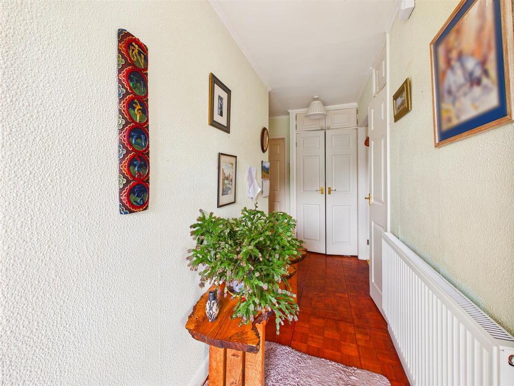 CAM01555 G0-PR0236-STILL002.jpg