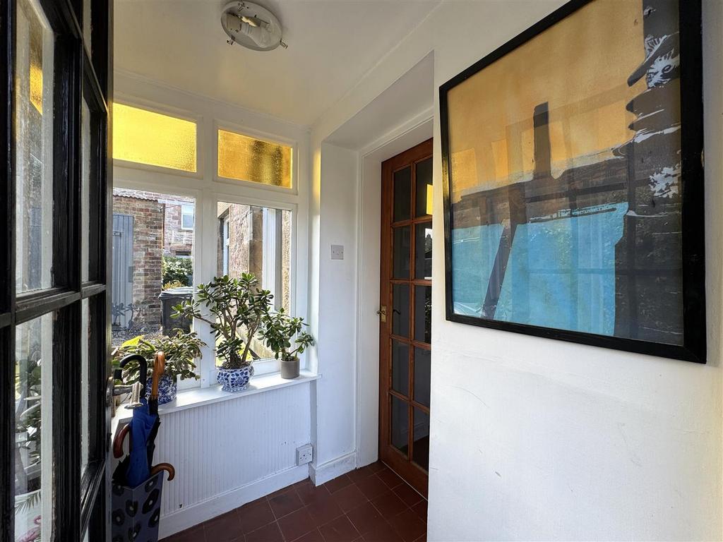 Vestibule.jpg