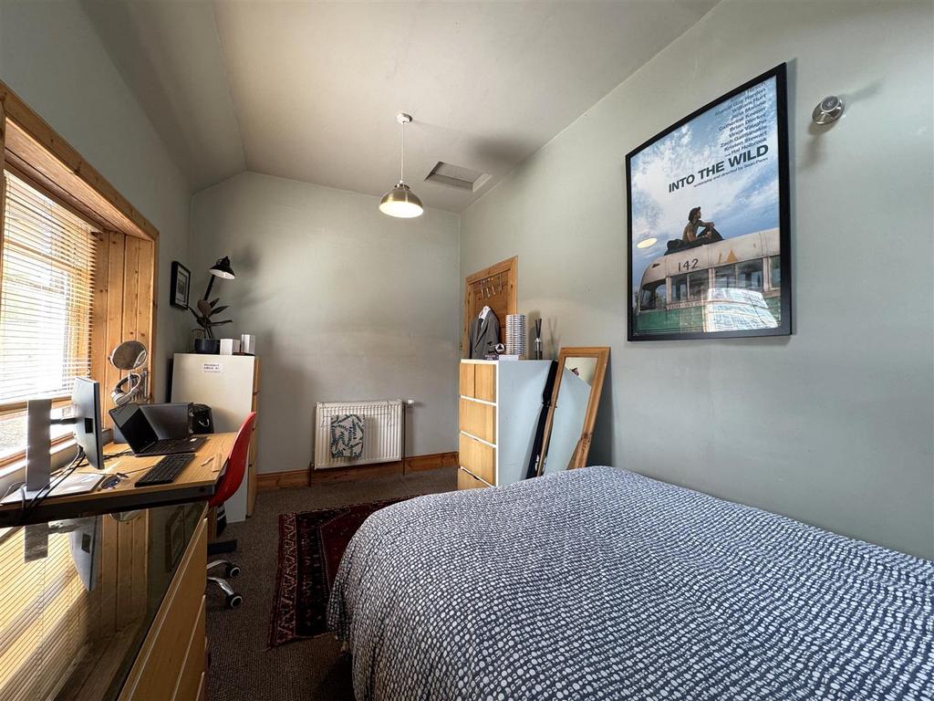 Bedroom 2.1.jpg