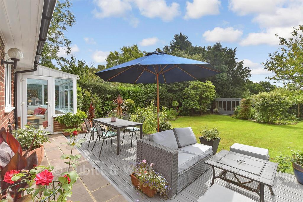 Patio / Decking