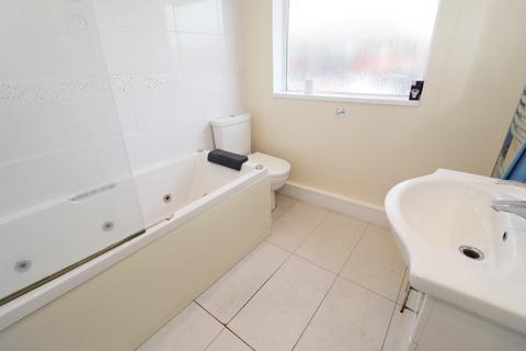 3 bedroom end of terrace house for sale, Torrington Drive, Harrow HA2 2ND