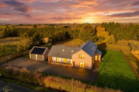 4 bedroom detached house for sale, Fen Drayton CB24