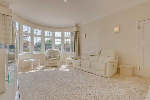 2 Burges Terrace, Southend-on-sea, SS1 3BD