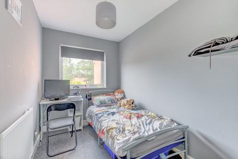 202 Exhall Close, Church Hill, Redditch, B98 9JB