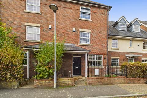 Bernardines Way, Buckingham, Buckinghamshire, MK18