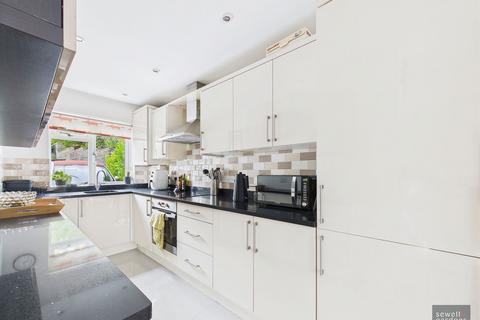 undefined, Clovers Court, Chorleywood, Rickmansworth, WD3 5FD