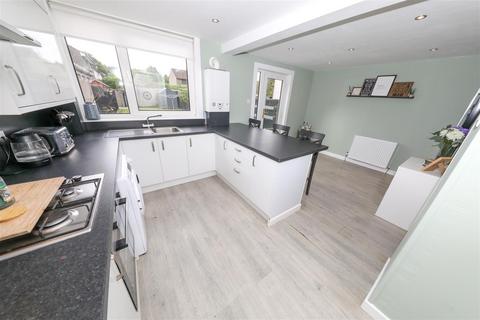 3 bedroom terraced house for sale, Ralston Court, Glenrothes