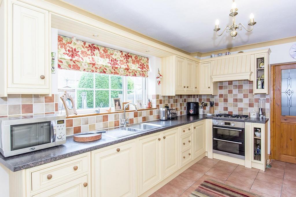 Kitchen / Diner