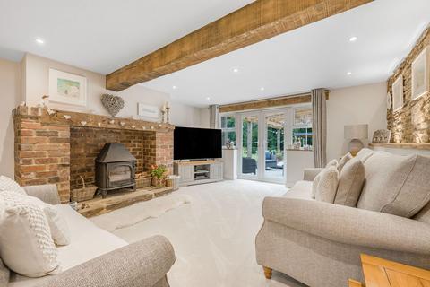 6 bedroom semi-detached house for sale, Caerphilly CF83
