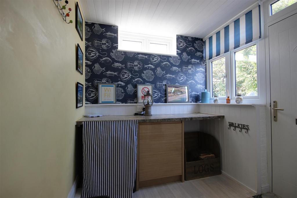 Entrance hall / utility room