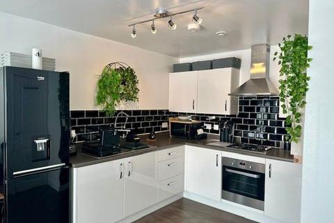 1 bedroom flat for sale, Yarrow Place, Pevensey BN24