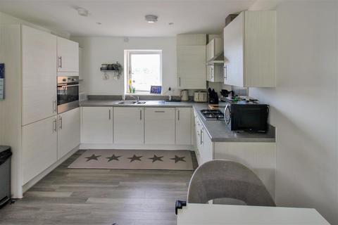 22, Thorpe Court Thorpe Close, Bordon, GU35 9FU