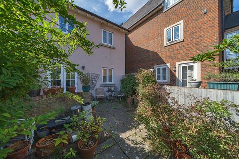 undefined, Hyndford Crescent, Greenhithe, Kent