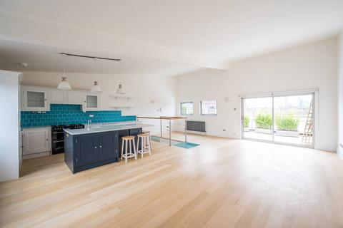 2 bedroom flat for sale, Sunlight Square, E2, Bethnal Green, London, E2