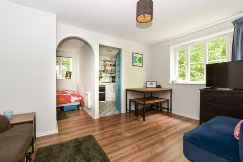 11 Chipstead Close, Sutton, SM2 6BE