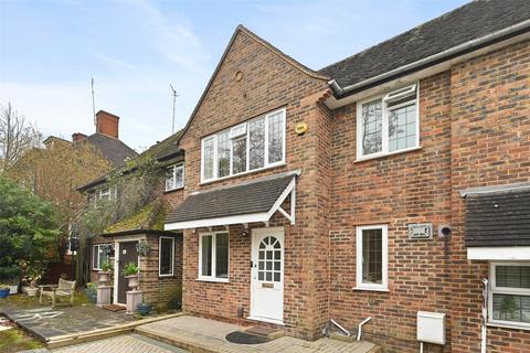 3 bedroom terraced house to rent, Frithwood Avenue, Northwood, Middlesex, HA6