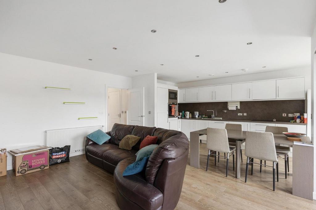 Reception/Kitchen