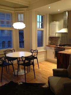 2 bedroom flat to rent, Holland Road, Hove BN3