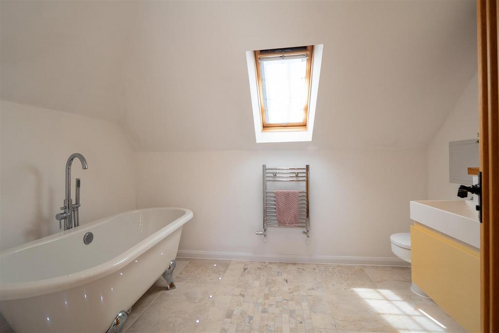 Ensuite 6.jpg