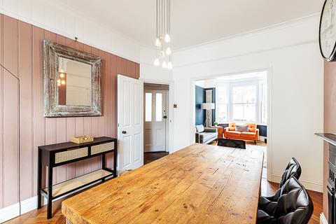 undefined,  Kinsale Road, London SE15