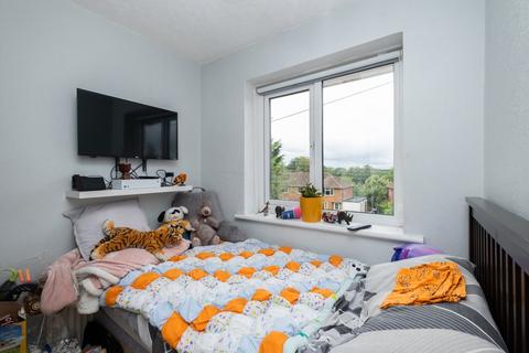 Sharalea Chapel Hill, Eythorne, Dover, CT15 4BA