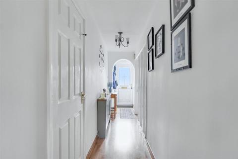 4 bedroom detached house for sale, Hooley Close, Long Eaton