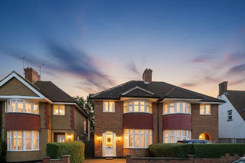 undefined, Medway Gardens, Wembley HA0