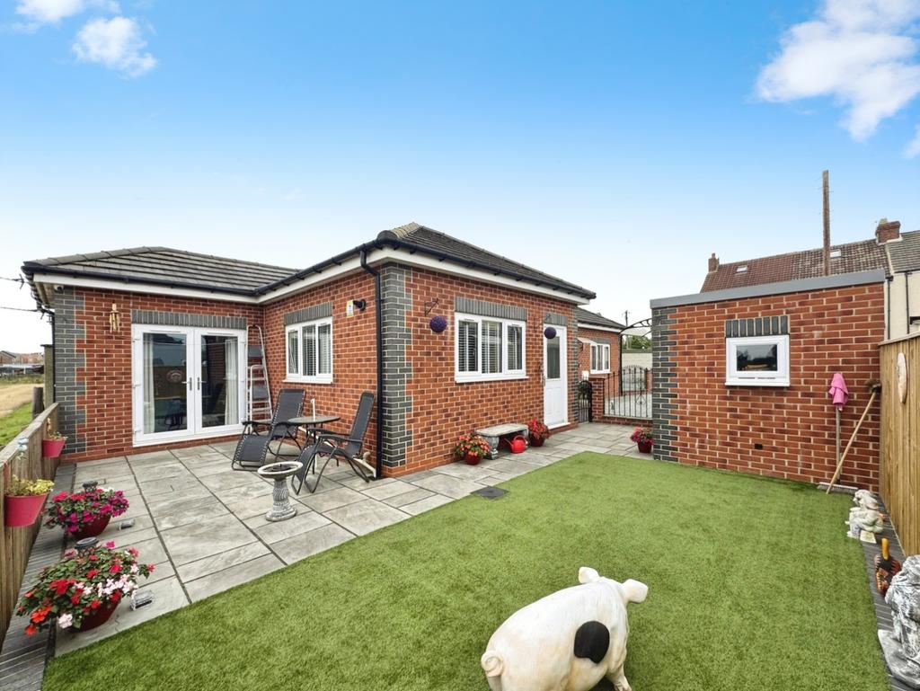 Pbox-garden-324897.jpg