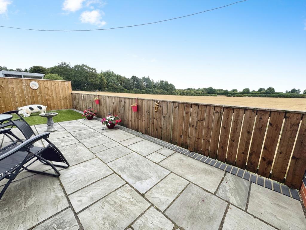 Pbox-garden-324897.jpg